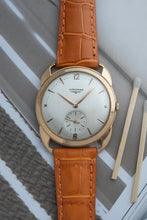 Load image into Gallery viewer, 1949 Longines Calibre 27M - 18k yellow Gold - Fancy claw lugs