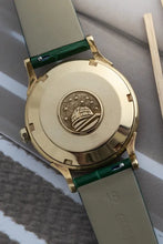 Load image into Gallery viewer, 1952 Omega 18k Solid Gold Constellation Pie Pan 2699 De Luxe