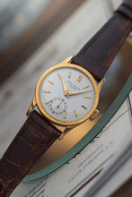 Load image into Gallery viewer, 1953 Patek Philippe Calatrava 18k Yellow gold Reference 96 - Archive Papers