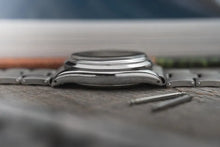 Load image into Gallery viewer, 1954 Rolex Oyster Precision 6222 - Tropical Patina Honey Comb Dial