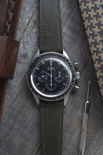 Load image into Gallery viewer, 1962 Omega Speedmaster 2998 Stainless Steel DON Bezel - 2998-62