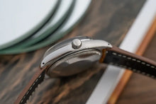 Load image into Gallery viewer, 1962 Rolex 5500 Two Tone dial - Tropical Patina Explorer Dial