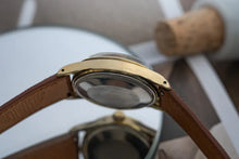 Load image into Gallery viewer, 1964 Rolex Explorer 5506 - 1030 Movement - Black Honey Comb Explorer Dial