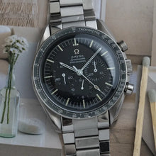 Load image into Gallery viewer, 1966 Omega Speedmaster 105012 - Dot over 90 DON Bezel - Stunning patina!