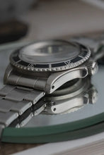 Load image into Gallery viewer, 1966 Rolex 5513 Submariner Stainless Steel - Meters First - Triple 6 caseback