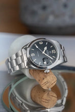 Load image into Gallery viewer, 1966 Tudor Ranger 7966 Stainless Steel - Nice patina!