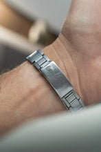 Load image into Gallery viewer, 1966 Tudor Ranger 7966 Stainless Steel - Nice patina!