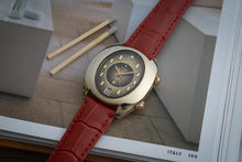 Load image into Gallery viewer, 1969 LeCoultre Memovox Speed Beat Egg Case Ref. 3089-916