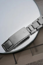 Load image into Gallery viewer, 1969 Tudor Ranger 7966 /0 Stainless Steel - Nice patina!