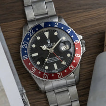 Load image into Gallery viewer, 1970 Rolex GMT Master Stainless 1675 Pepsi Bezel