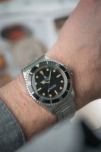 Load image into Gallery viewer, 1970 Rolex Submariner 5513 Stainless Steel - Stunning golden patina