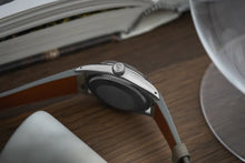 Load image into Gallery viewer, 1970 Rolex Date 1500 – Serviced! – Superb Slate Grey Dial