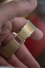 Load image into Gallery viewer, 1971 Omega Seamster 9k Solid Gold 165.003 - Box + Papers 71.5 Grams