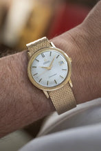 Load image into Gallery viewer, 1971 Omega Seamster 9k Solid Gold 165.003 - Box + Papers 71.5 Grams