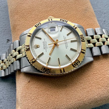 Load image into Gallery viewer, 1971 Rolex Thunderbird Datejust 1625 Jubilee - Razor sharp bezel