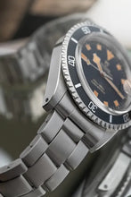 Load image into Gallery viewer, 1971 Tudor Snowflake 7021 Submariner Stainless Steel - Orange Patina