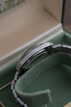 Load image into Gallery viewer, 1973 Rolex 5513 Submariner Stainless Steel - Box + Papers + Anchor