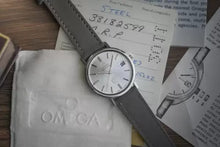 Load image into Gallery viewer, 1974 Omega 166.0161 Stainless Auto USS / United States Steel Full Box and Papers