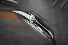 Load image into Gallery viewer, 1976 Rolex Datejust 1600 - Pie Pan Dial – Serviced - Stunning Grey Dial