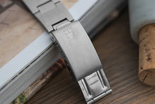 Load image into Gallery viewer, 1976 Tudor Prince Date Chrono Time Stainless Steel 9121/0 - Blue Dial and bezel