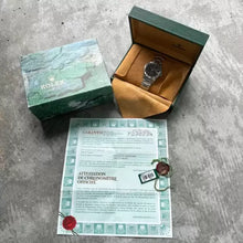 Load image into Gallery viewer, 2001 Rolex Turn O Graph Glossy Black Dial 16264 – Box and Papers – Sharp!