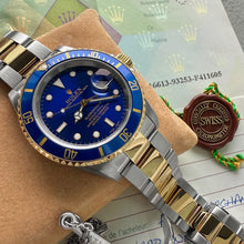 Load image into Gallery viewer, 2005 Rolex 16613 Blue Submariner 16613 LB Bluesy Serviced + Box + Papers