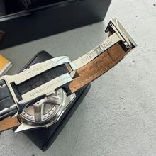Load image into Gallery viewer, 48mm Breitling Bentley Chronograph Automatic A44362 Box and Papers + Extra Strap