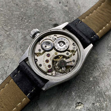 Load image into Gallery viewer, 1941 Rolex Oyster reference 2280 with Even Patina - WWII Era