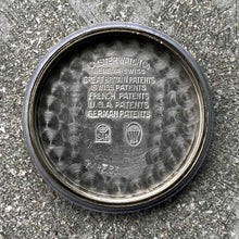 Load image into Gallery viewer, 1941 Rolex Oyster reference 2280 with Even Patina - WWII Era