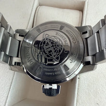 Load image into Gallery viewer, Jaeger LeCoultre Master Compressor Diving GMT Titanium 160.T.05 – Box + Papers