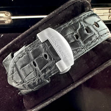 Load image into Gallery viewer, Panerai Luminor 44mm Automatic PAM 196 – Box and Papers -includes 3 bracelets!
