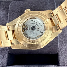 Load image into Gallery viewer, Tudor Yellow Gold Black Bay 58 Green Dial 79018V - Box Papers + 2 Extra Straps