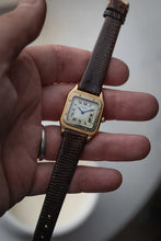 Load image into Gallery viewer, Vintage Cartier Santos Dumont solid 18k Gold 96062 - Extra Plate