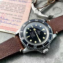 Load image into Gallery viewer, 1966 Glossy Gilt Tudor Submariner 7928 - Box + Papers
