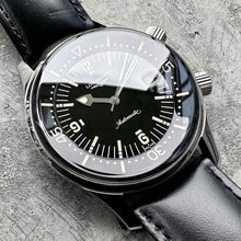Load image into Gallery viewer, Longines Legend Diver Stainless Steel L3 674 4 Automatic Movement