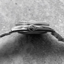 Load image into Gallery viewer, 1967 Rolex Oyster Perpetual Date Stainless Steel 1501 - Stunning Grey Sigma Dial