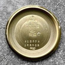 Load image into Gallery viewer, 1966 Solid Gold Omega Constellation 168002 Grand Luxe - Brick Bracelet