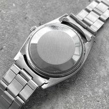 Load image into Gallery viewer, 1969 Rolex 34mm Airking 5700 Stainless Riveted - Tropical Sunburnt Orange Dial