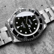 Load image into Gallery viewer, 1999 Rolex 14060 Submariner Unpolished - Box / Papers - Swiss Only