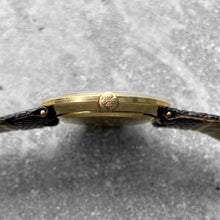 Load image into Gallery viewer, 1962 Patek Philippe Calatrava 18k Yellow Gold Mens 2591 - Extracts - Unpolished