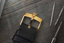 Load image into Gallery viewer, 1980 Rolex 1550 Date 18K fluted bezel - Gold Plated case - Unpolished