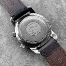 Load image into Gallery viewer, Enicar Compressor Diver GMT Sherpa Guide 600 automatic date AR1146