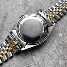 Load image into Gallery viewer, 1973 Rolex Datejust 1601 Two Tone Jubilee - Attractive Wide Boy Pie Pan Dial