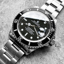 Load image into Gallery viewer, 1999 Rolex 16610 Submariner – Box – Swiss Only Dial