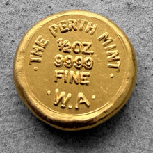 Load image into Gallery viewer, 1/2 oz Vintage Perth Poured Gold round .9999
