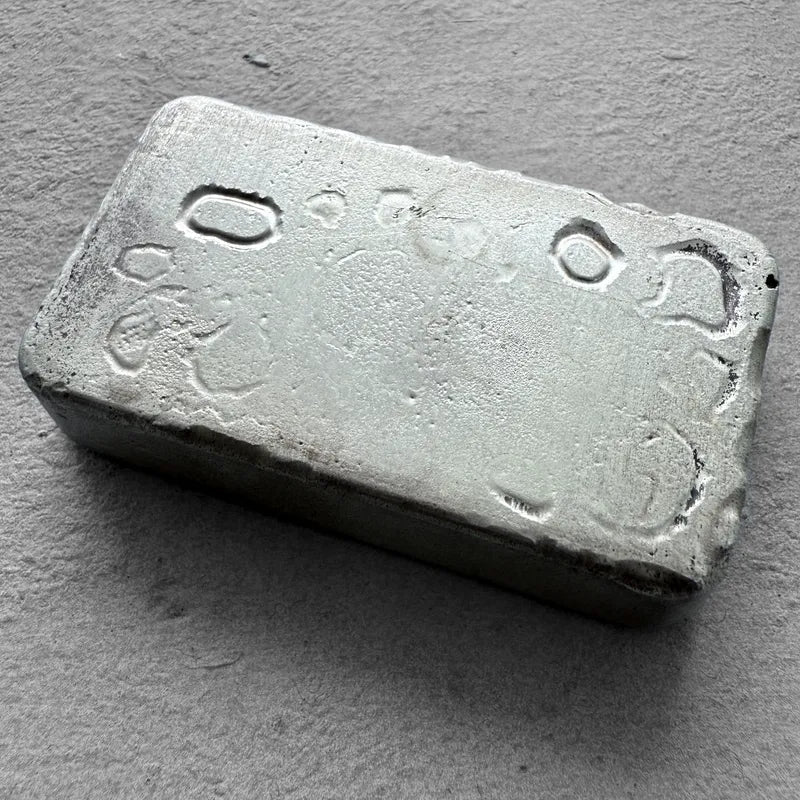 10 oz Engelhard .999 Silver Poured bar - 5 digit serial with clean surfaces