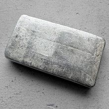 Load image into Gallery viewer, 10 oz Engelhard .999 Silver Poured bar - 5 digit serial number
