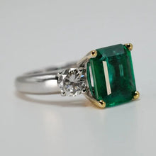 Load image into Gallery viewer, 18K White and Yellow Gold 3.56ct Emerald Cocktail Ring Custom Made
