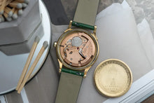 Load image into Gallery viewer, 1952 Omega 18k Solid Gold Constellation Pie Pan 2699 De Luxe
