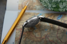 Load image into Gallery viewer, 1958 Omega Seamaster 2984 Stainless 501 Auto Calibre - Tropical Crosshair dial
